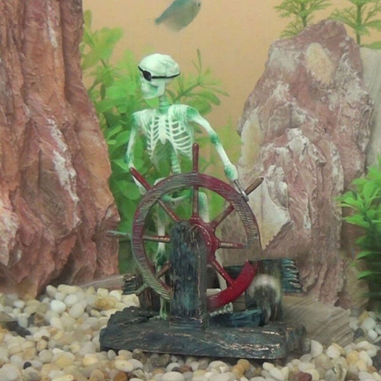 Aquarium Decor Ornament Air-Driven Active Skeleton Pirate Captain for Fish Ta...