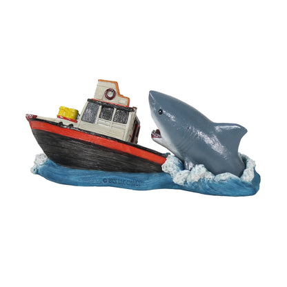 Penn-Plax Jaws Resin Aquarium Decor – Boat Attack – Small, Multi-Colored